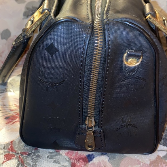 MCM BLACK HANDBAG SATCHEL EUC MUNCHEN D0676 - Picture 3 of 10